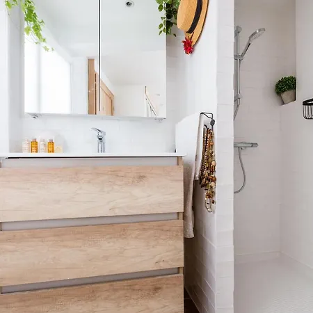 Veeve - A La Mode Retreat By The Seine Appartamento Parigi